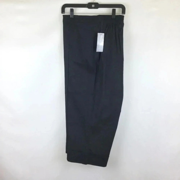 NWT Black Capris Pull On Elastic Waist Cuffed 24W - Picture 1 of 7